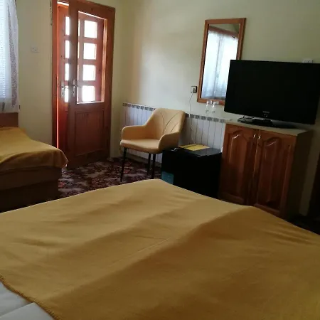 Bed & Breakfast самостоятелни в балкан 3*